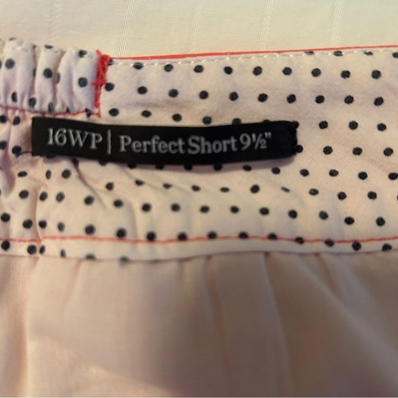 Talbots Perfect Shorts Bright Coral Stretch Bermuda 9 1/2" size 16 W Petite - Picture 12 of 14